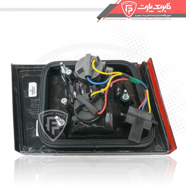چراغ خطر عقب راست روی درب صندوق سمند ال ایکس Lx – بدون لامپ - Image 3
