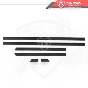 زه پلاستیکی روی درب پراید صبا