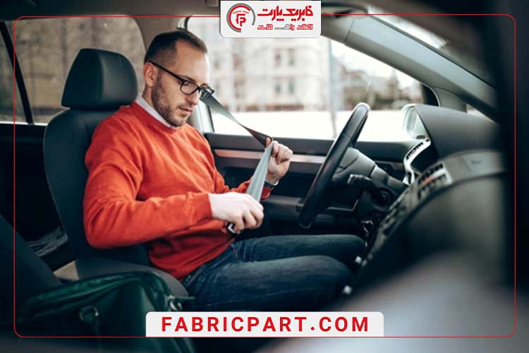 علت گیر کردن کمربند ایمنی